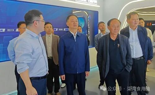 王文华率队到长沙市考察学习电商事情